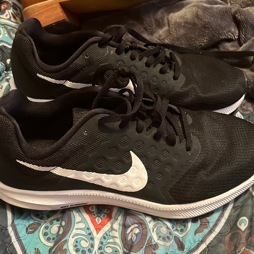 Women’s Nike walking shoes maybe wore once brand new